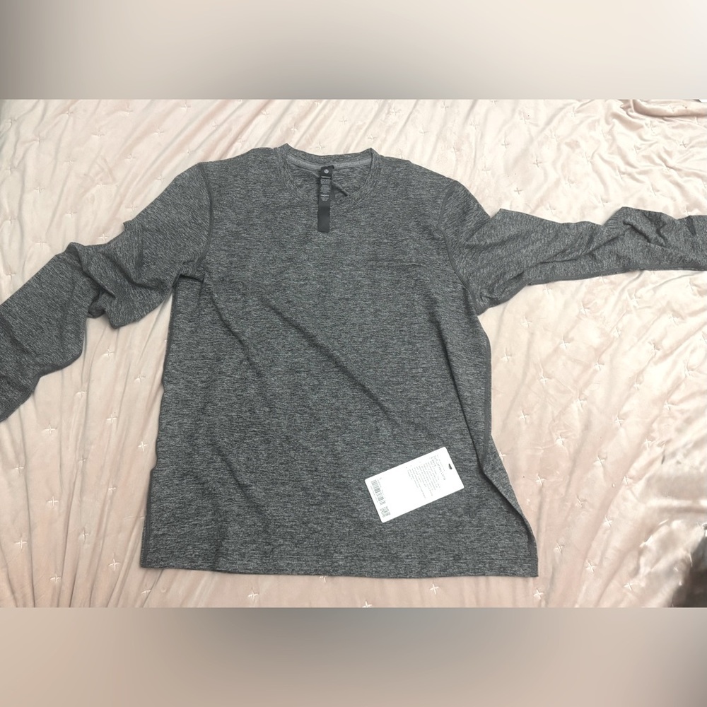 BRAND NEW MENS LULU LEMON SOFT JERSEY LONG SLEEVE